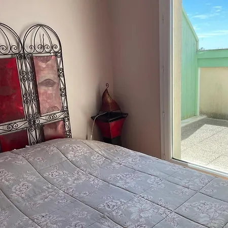 Modern Apt With Balcony Near The Port 아파트 아르카숑